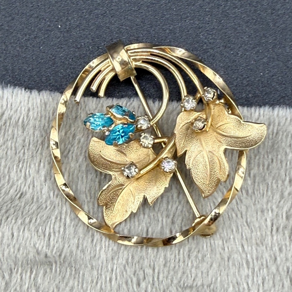 Vintage Gold Filled Brooch Signed Dixelle Rhinestone Flower Leaf Wreath